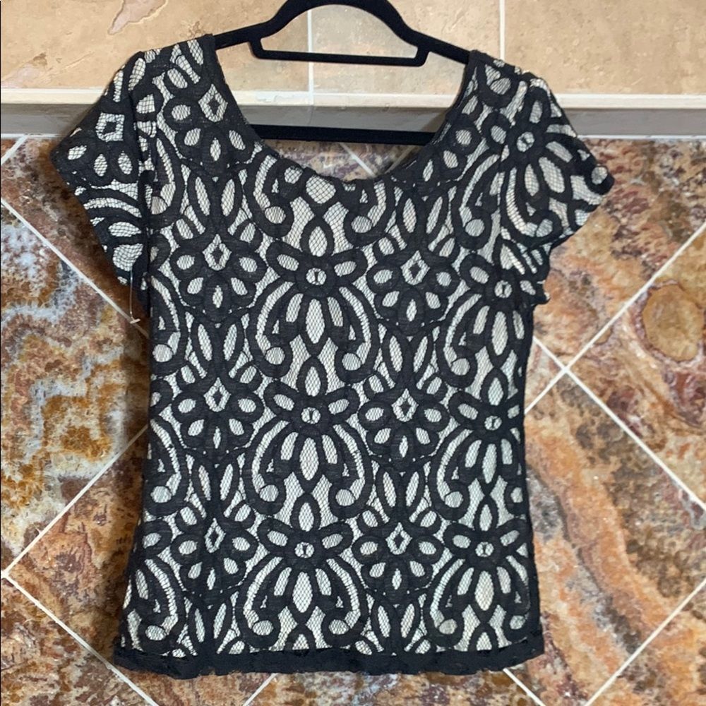Women's Banana Republic Black Crochet Lace Pullover Top Blouse Size Medium